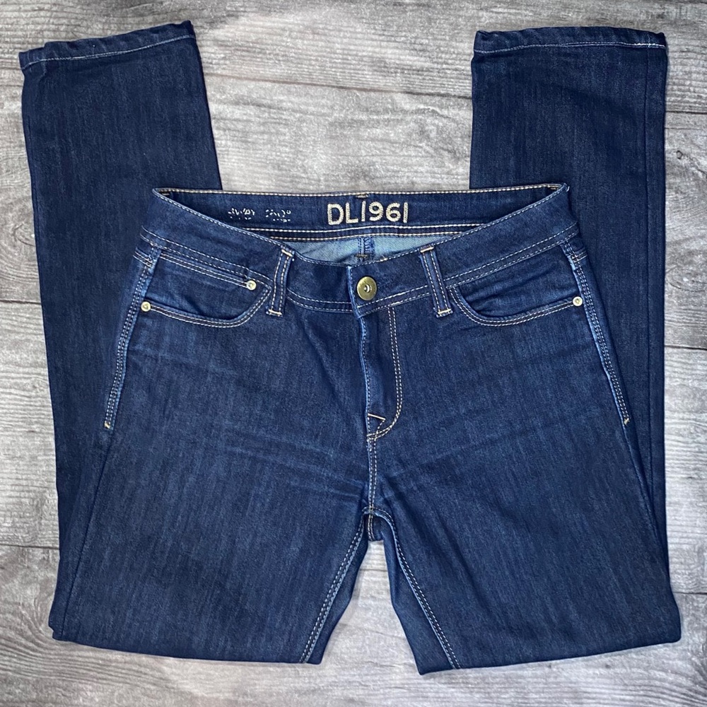 ⭐️DL1961 Coco Curvy & Straight Jeans